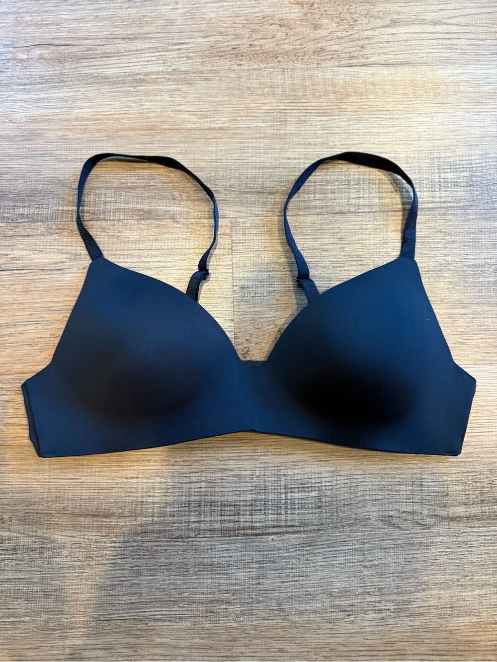 Victoria's Secret Black Bra 38b